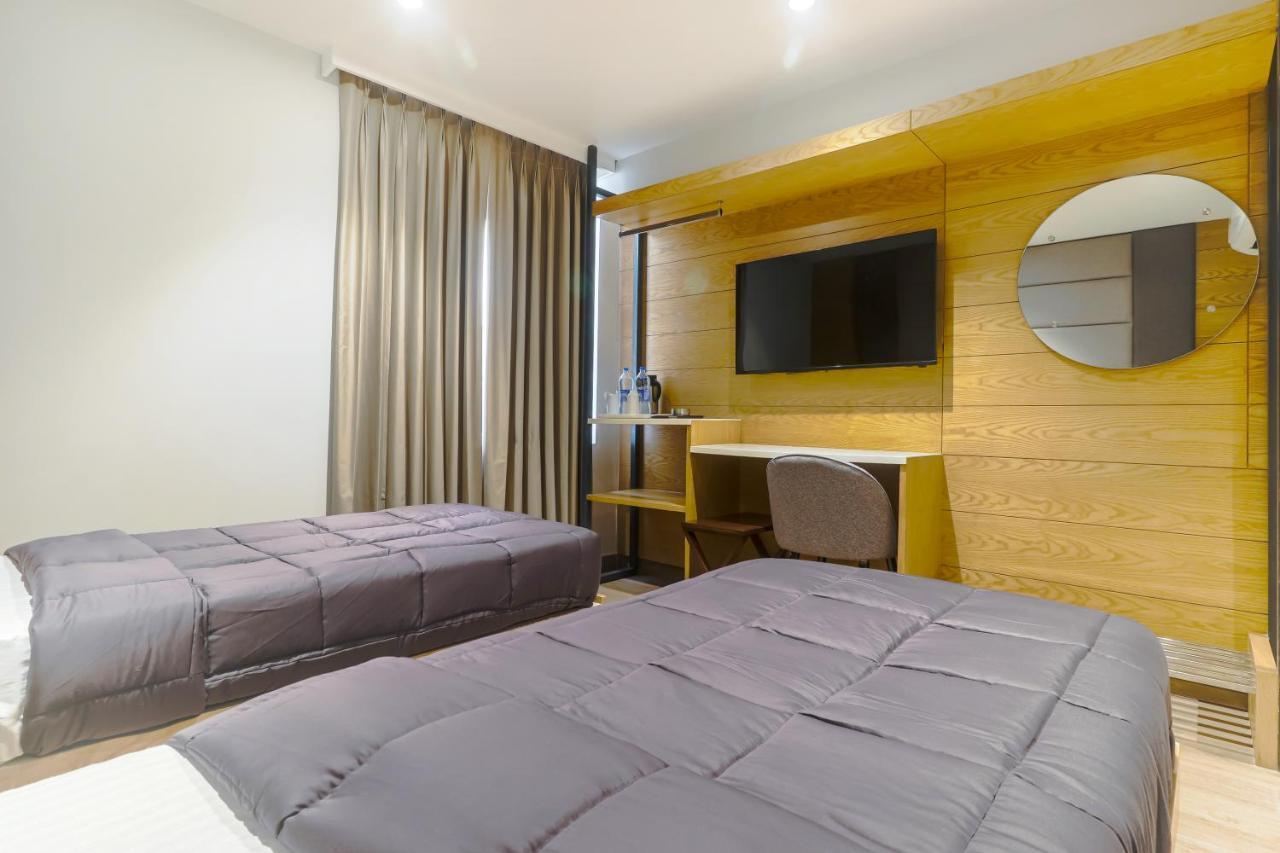 Hotel Bricks, Karol Bagh, New Delhi 외부 사진
