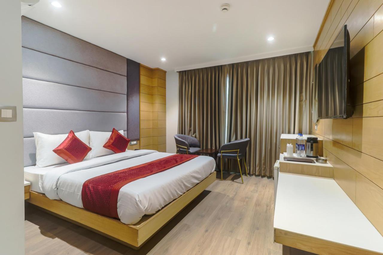 Hotel Bricks, Karol Bagh, New Delhi 외부 사진