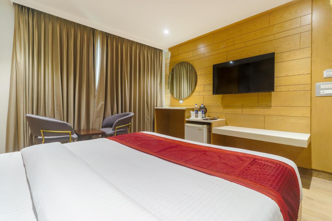 Hotel Bricks, Karol Bagh, New Delhi 외부 사진