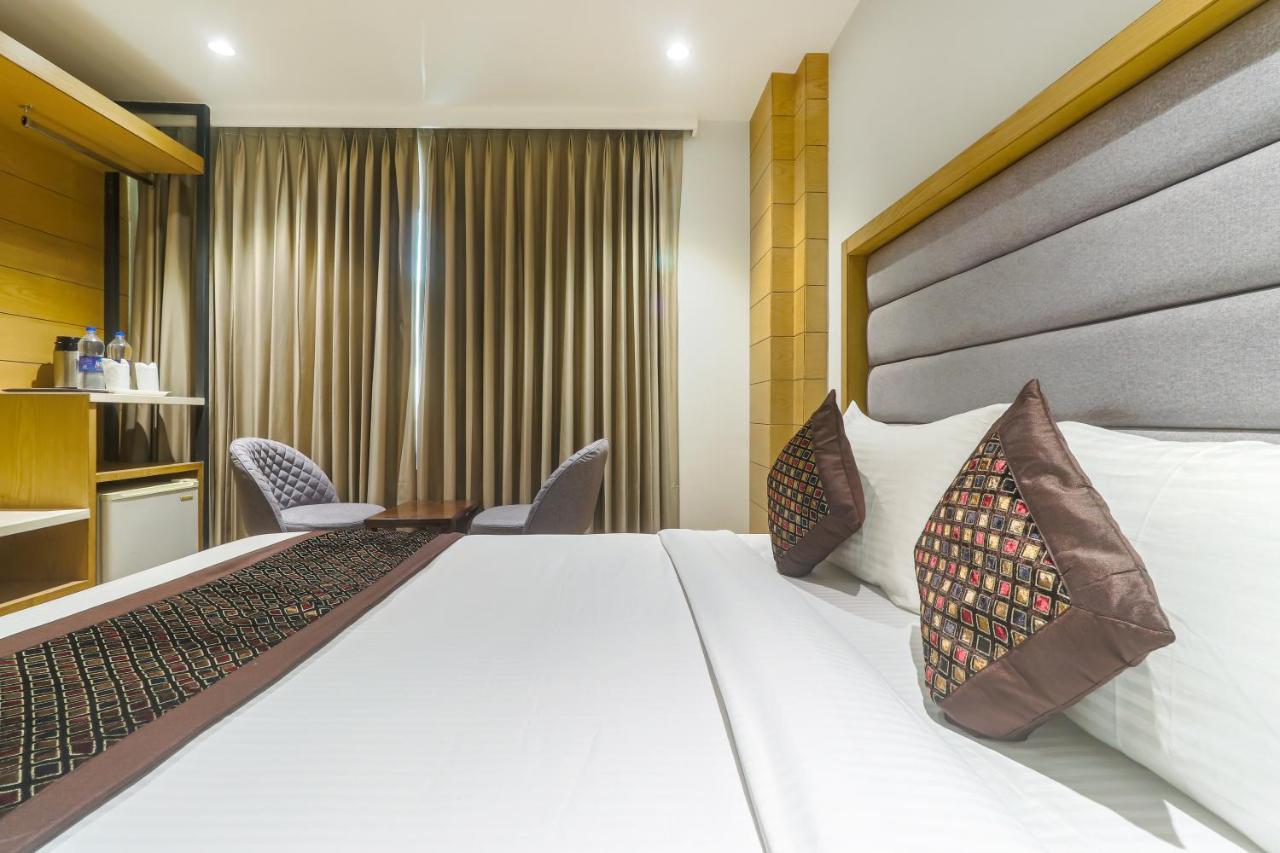 Hotel Bricks, Karol Bagh, New Delhi 외부 사진