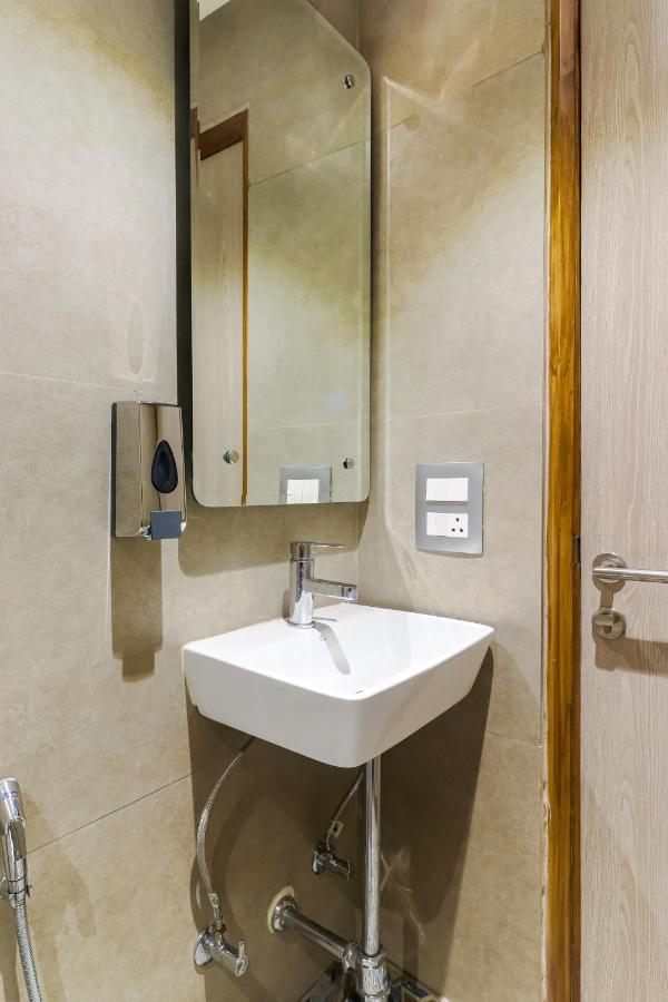 Hotel Bricks, Karol Bagh, New Delhi 외부 사진