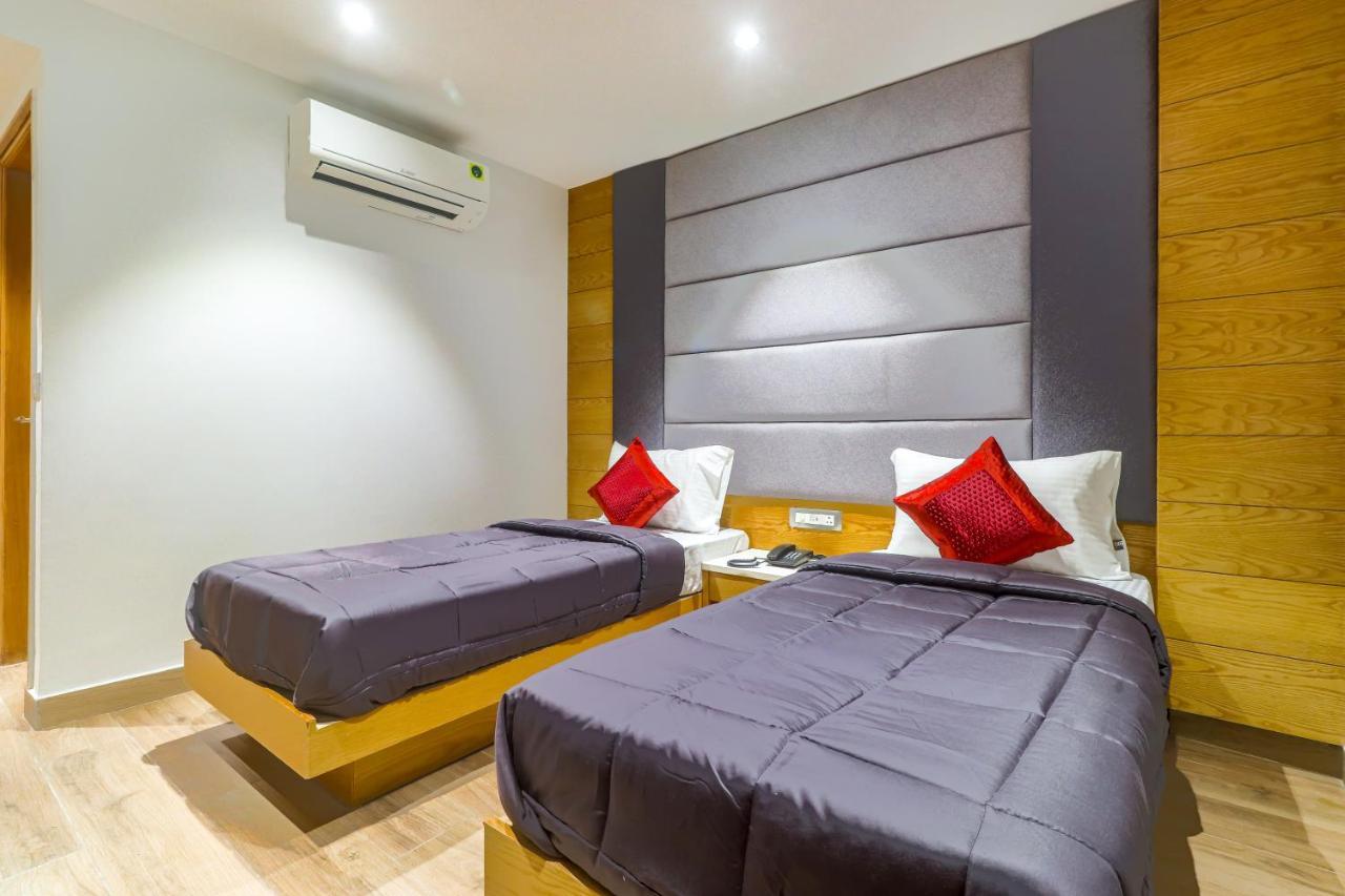 Hotel Bricks, Karol Bagh, New Delhi 외부 사진