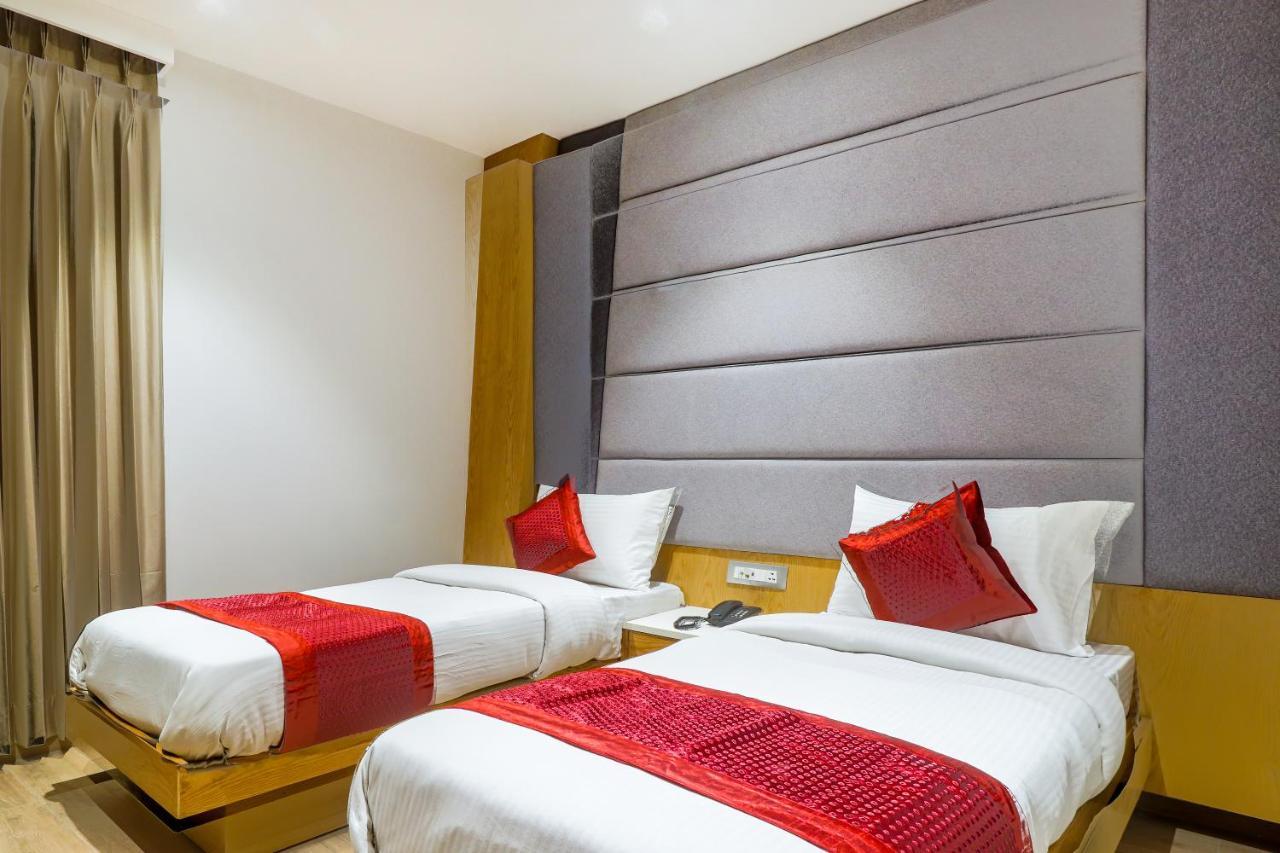 Hotel Bricks, Karol Bagh, New Delhi 외부 사진